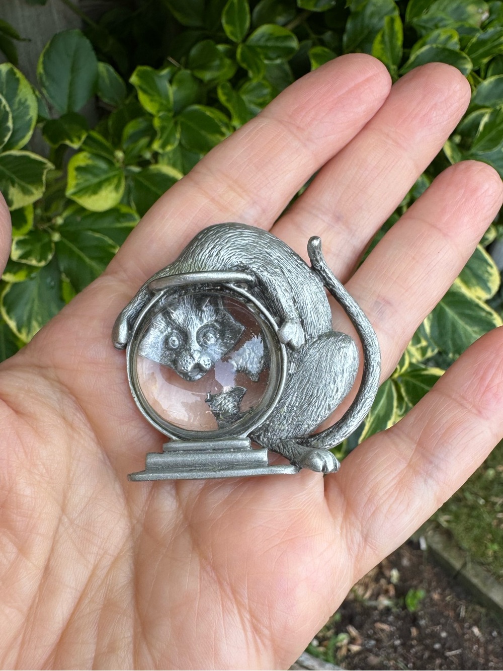 JJ Jonette Jewelry Pewter Cat and Fishbowl Brooch - Silver-Tone